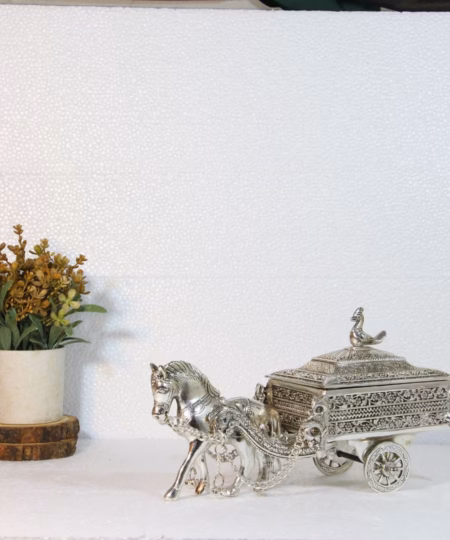 Handcrafted Silver-Finish Metal Horse Cart Box | 12.5-Inch Vintage Royal Carriage