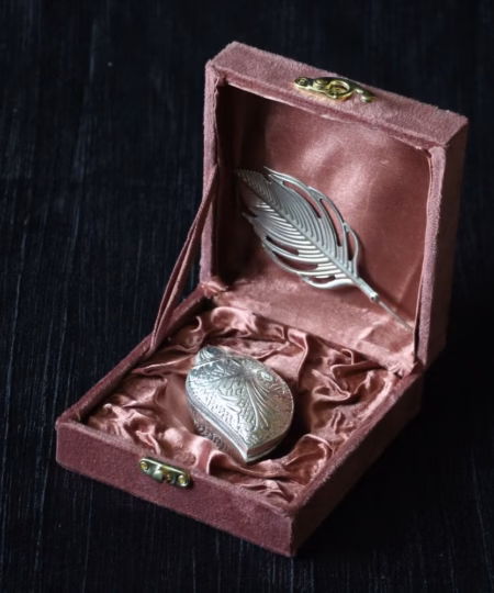 Premium German Silver Sindoor Chopda & Salai Set | Floral Meenakari Box with Velvet Case