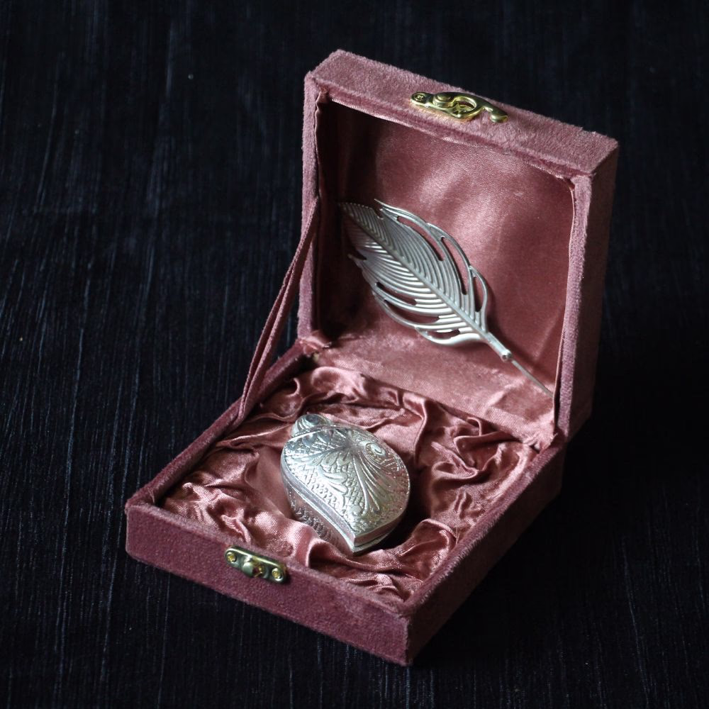 Premium German Silver Sindoor Chopda & Salai Set | Floral Meenakari Box with Velvet Case